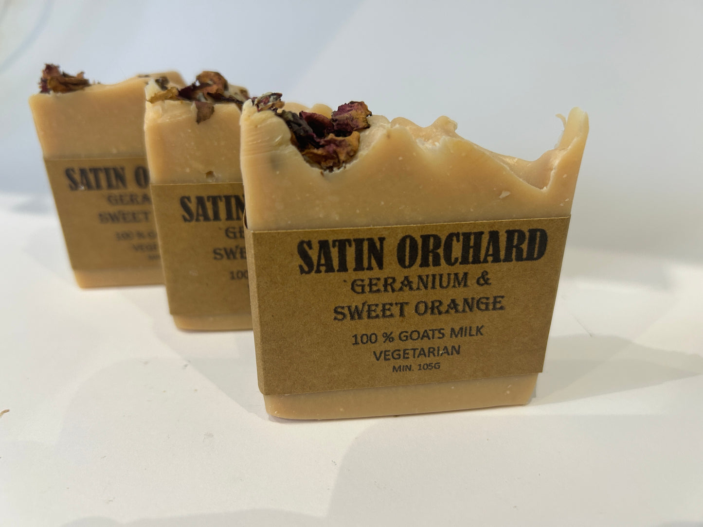 SATIN ORCHARD GOAT MILK BAR